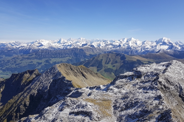 Vue au sommet dans le Diemtigtal