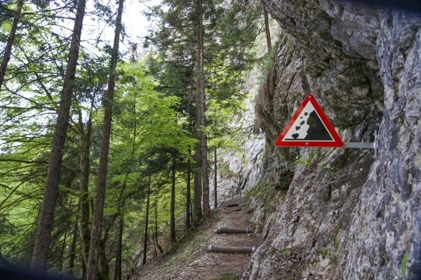 Durch die Combe Grède auf den Chasseral