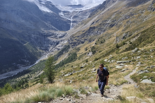 Über die Alp Grüm auf den Berninapass