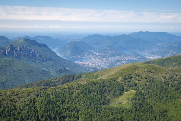 Une arête agréable au-dessus du Val Colla