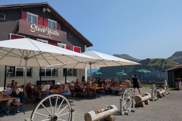 Randonnée familiale jusqu'à la Stockhütte