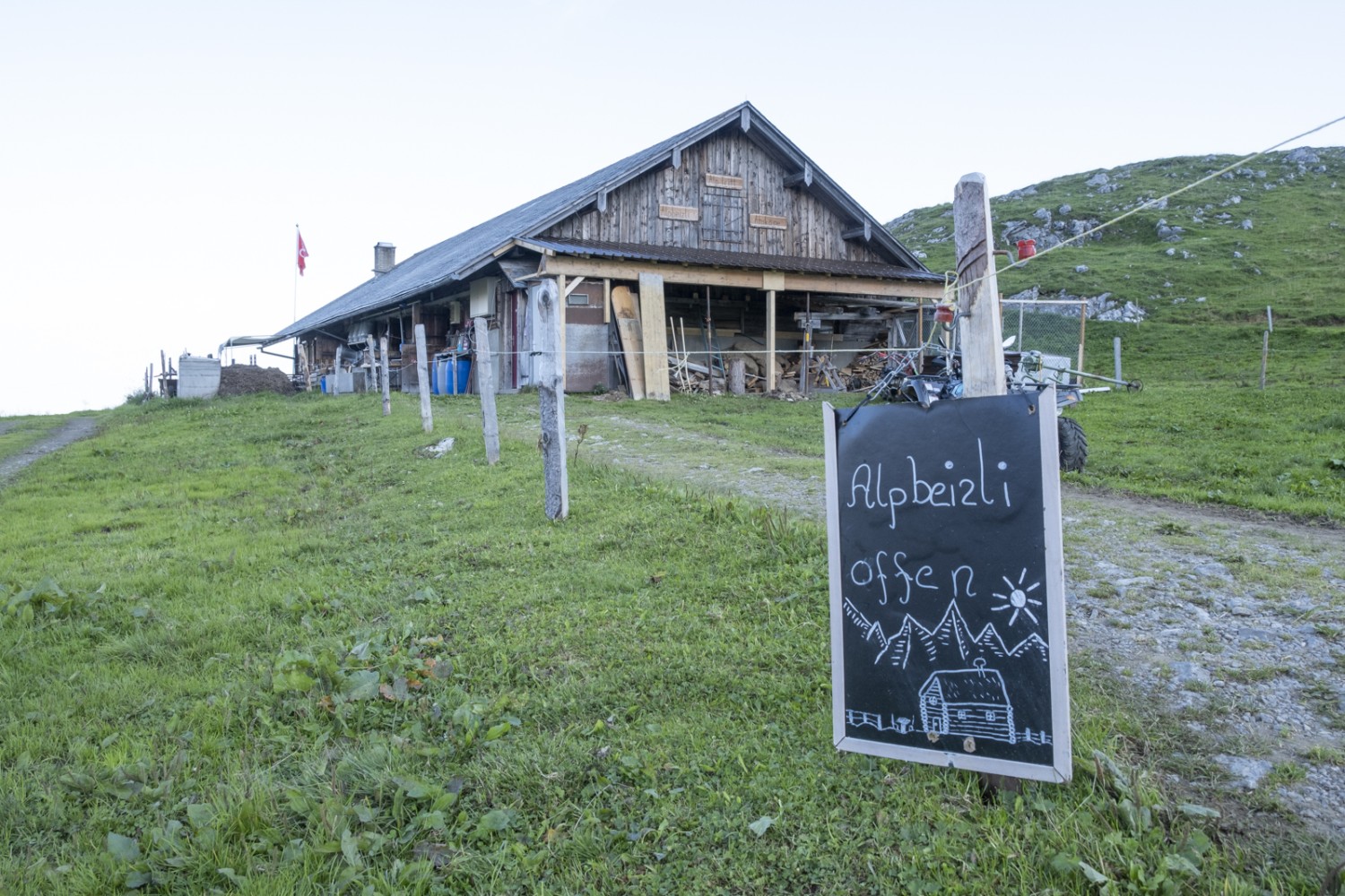 A un saut de puce d’ici se dresse le Niderbauen-Chulm. Devant l’auberge d’alpage Tritt. Photo: Markus Ruff