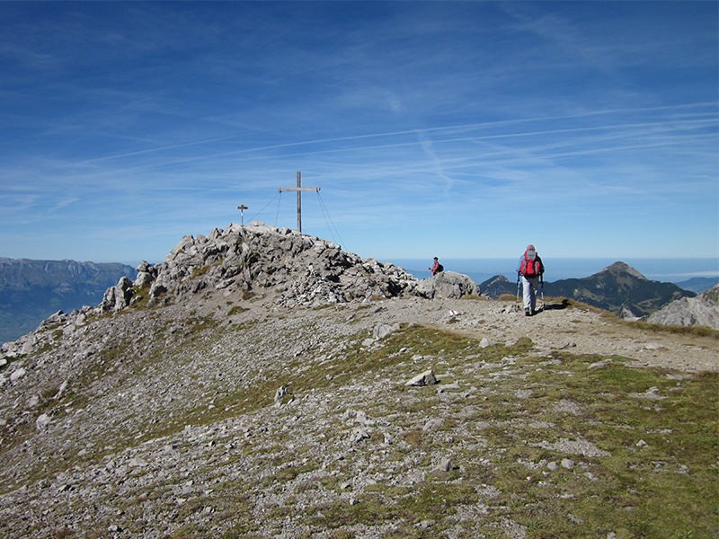 Auf dem letzten und gleichzeitig höchsten Gipfel der Wanderung, dem Augstenberg. Bilder: Maria Zachariadis