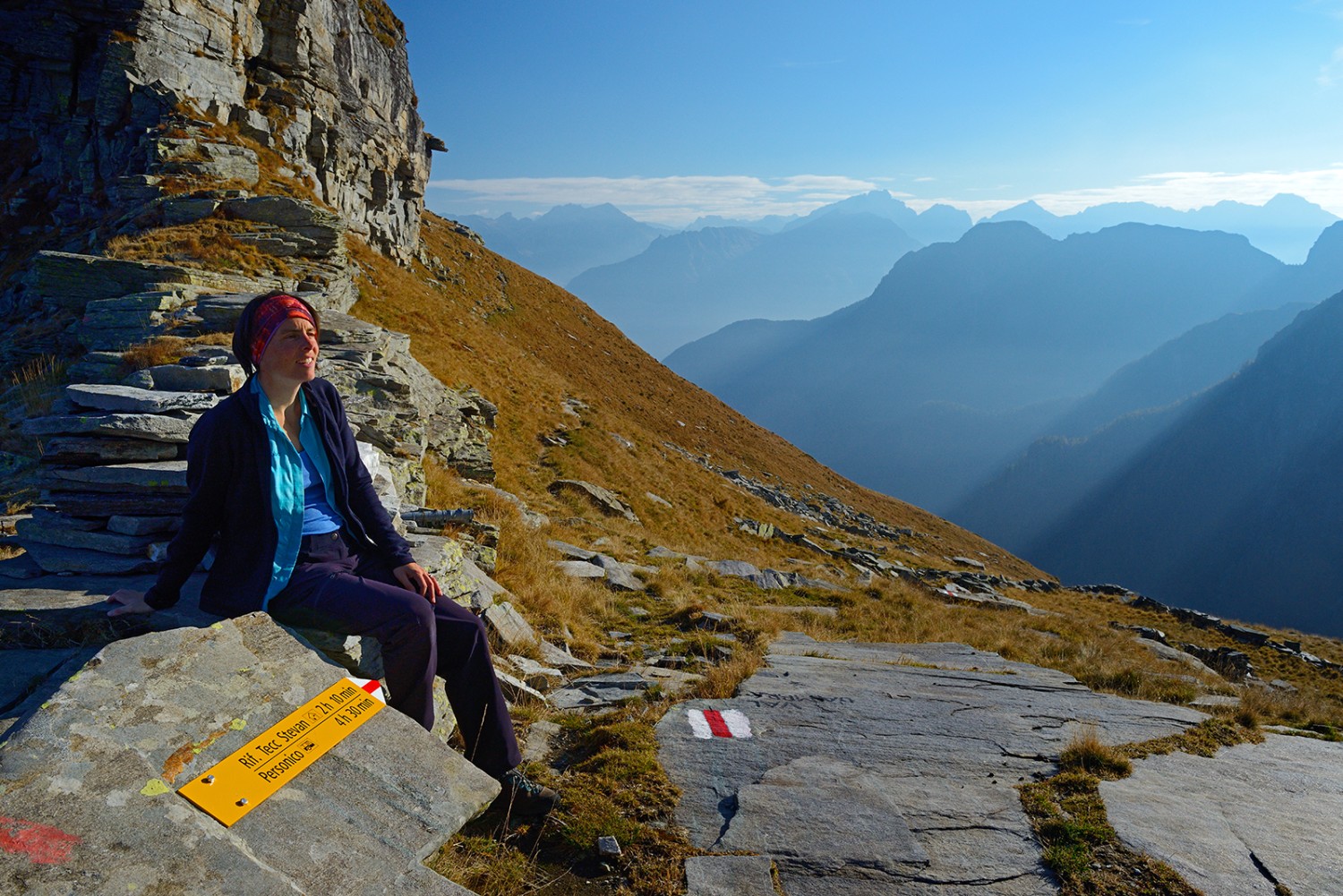 Escursioni in alta quota con panorami mozzafiato. Immagini: natur-welten.ch