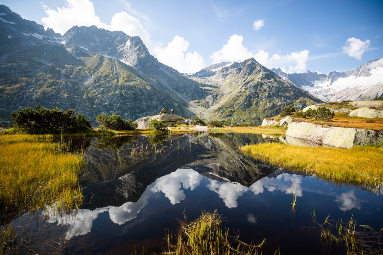 Wasser, Granit und Gletscher prägen die Landschaft. Bild: Wanderblondies