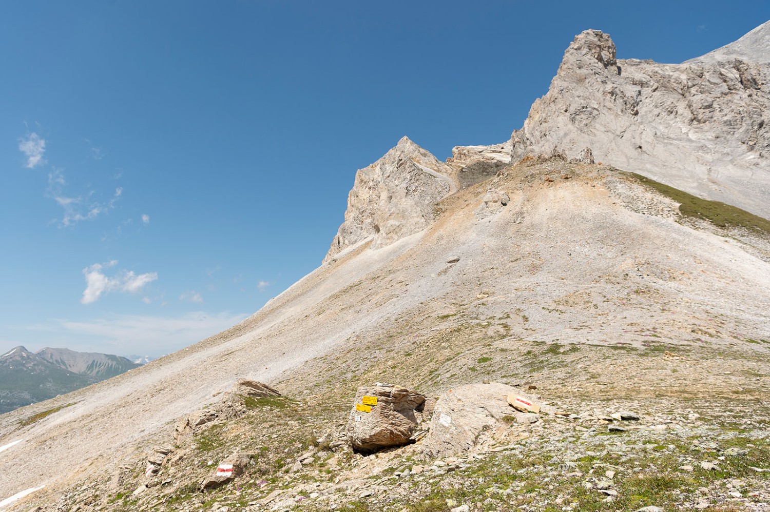 Oben auf der Alperschällilücka: Oft ist es hier windig. Bild: Raja Läubli