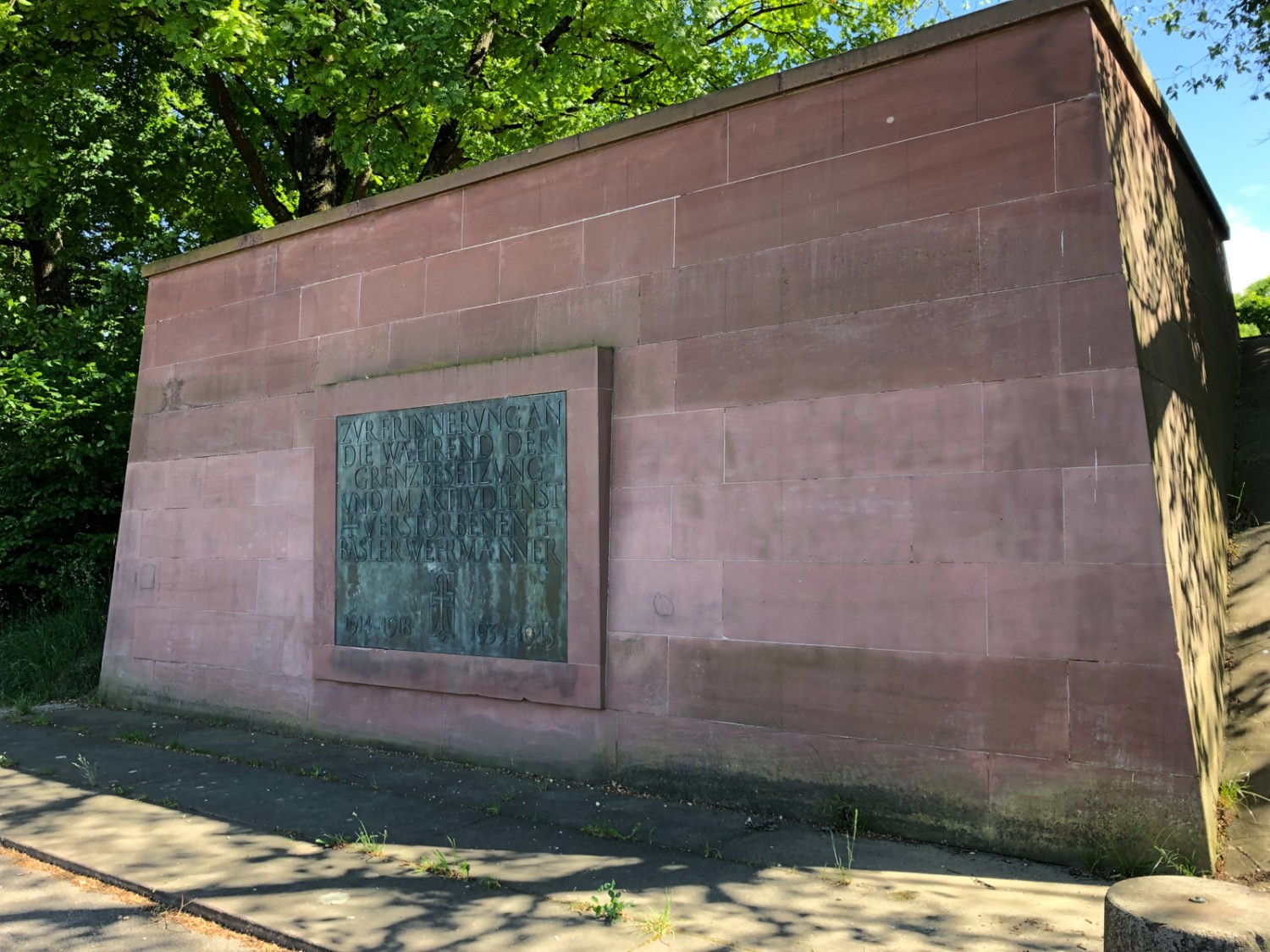 Wehrmännerdenkmal auf der Batterie bei der Schanze. Bild: Thomas Gloor