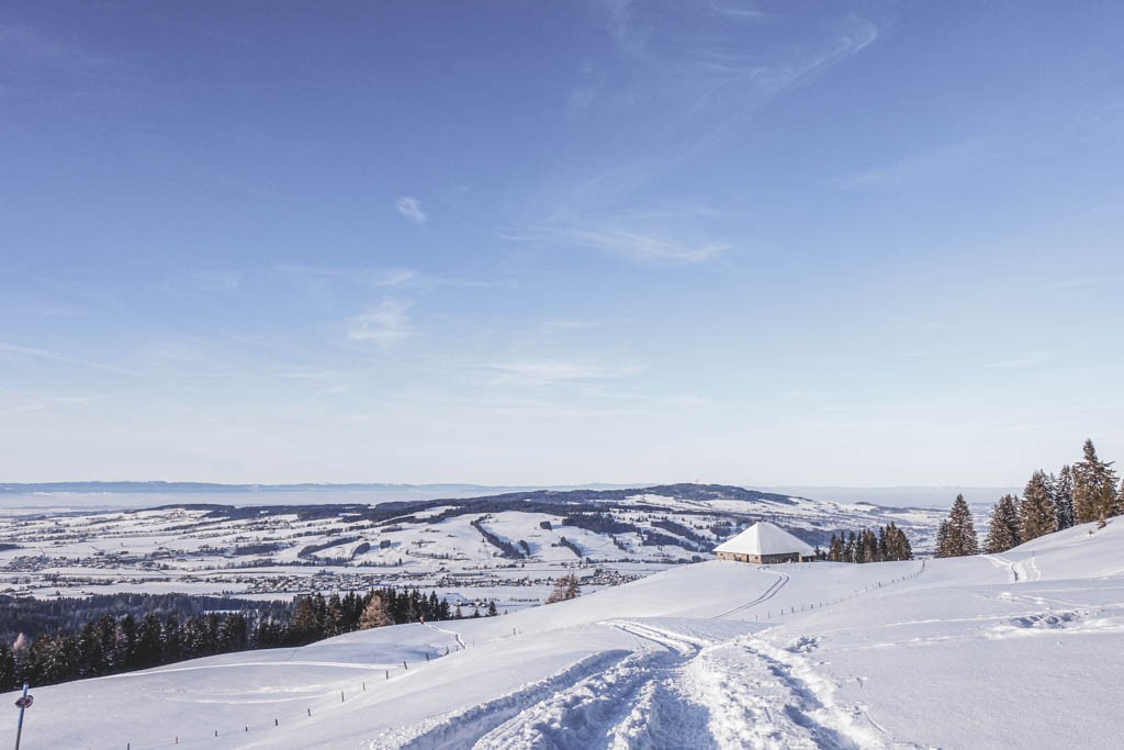 Die Belohnung für die Anstrengung: Wundervoller Ausblick auf den Jura. Foto: Lauriane Clément