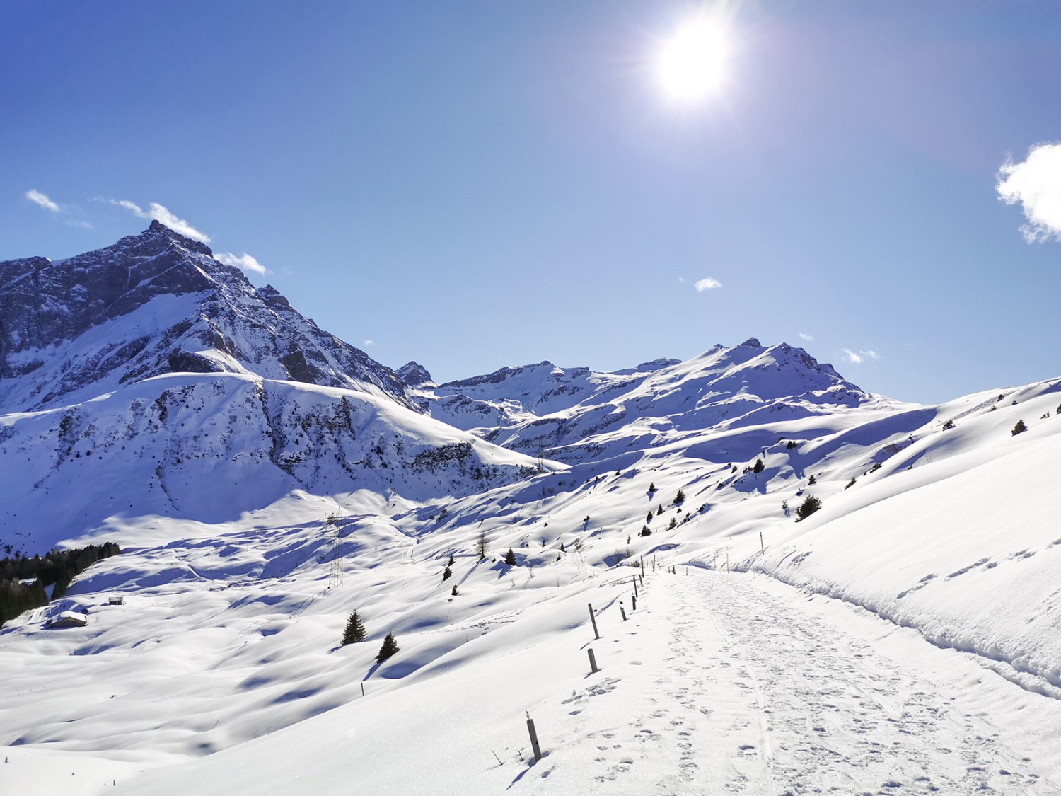 Piz Beverin (links) und Bruschghorn.
Bilder: Andreas Staeger