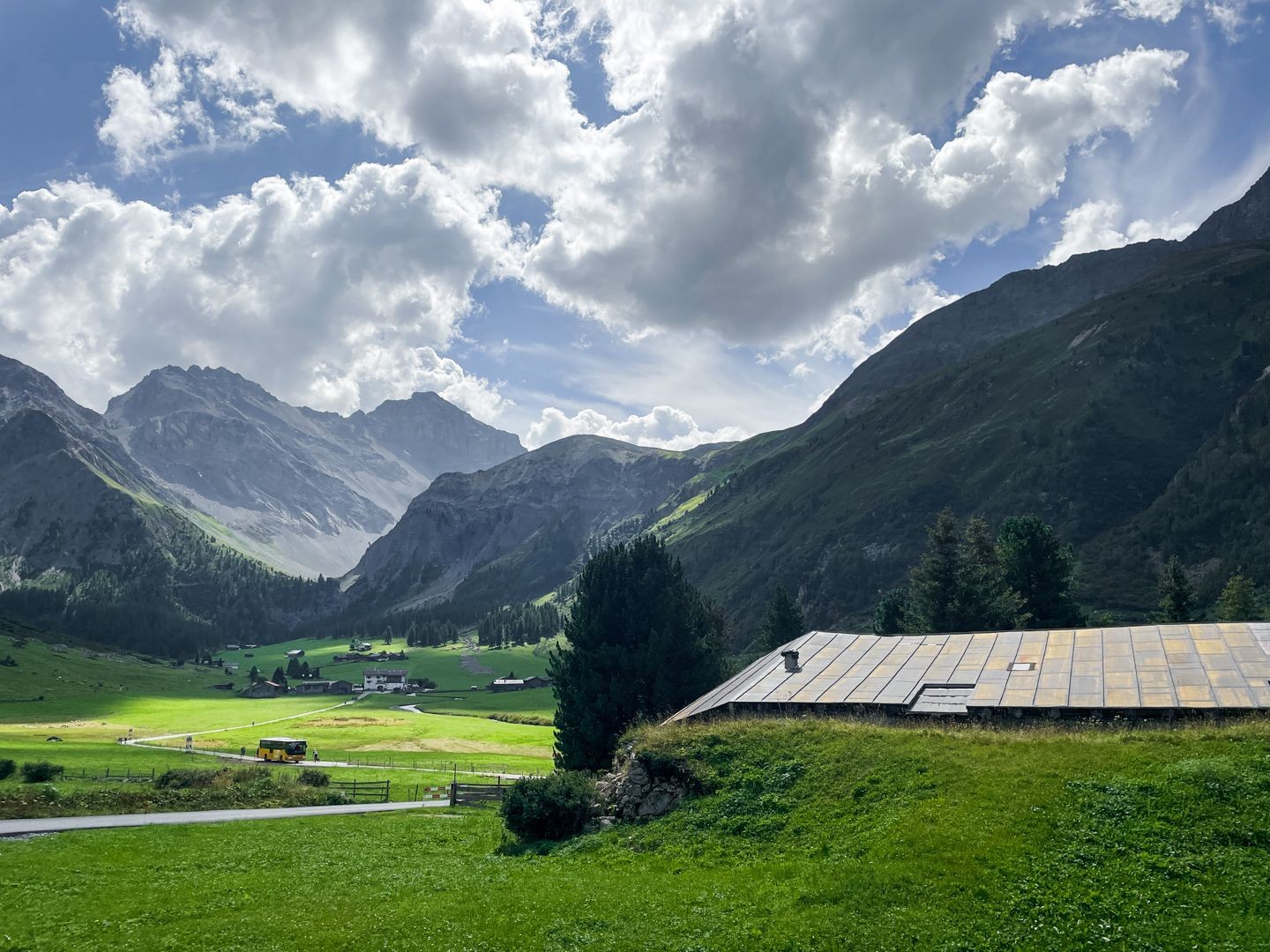 Arrivée dans la vallée adjacente de Sertig