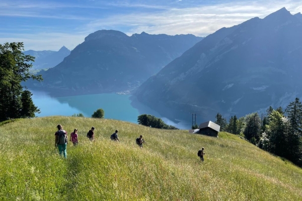 Bergwanderung auf dem Isenthaler Mundartweg - Unterwegs mit Ürner Dialekt und herrlichen Ausblicken