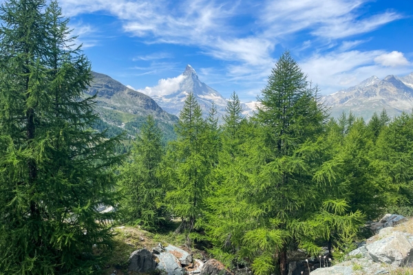 Cinq lacs et le Cervin en vue