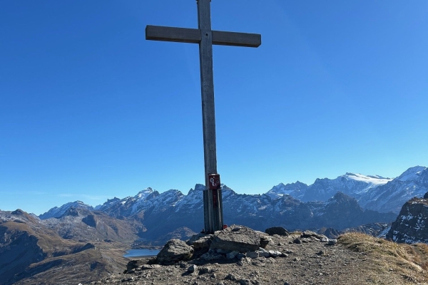 Sportliche Rundwanderung über den Hochstollen