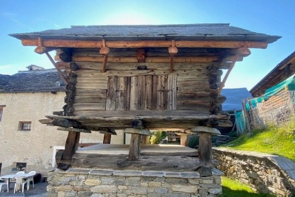 Val Rovana o di Campo e suoi villaggi