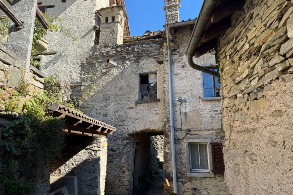 Intragna tra antichi Borghi e 7 Ponti