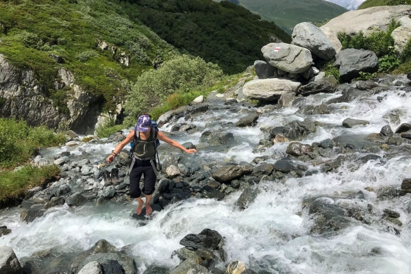 Durch die Moränenlandschaft im Vallon de Valsorey