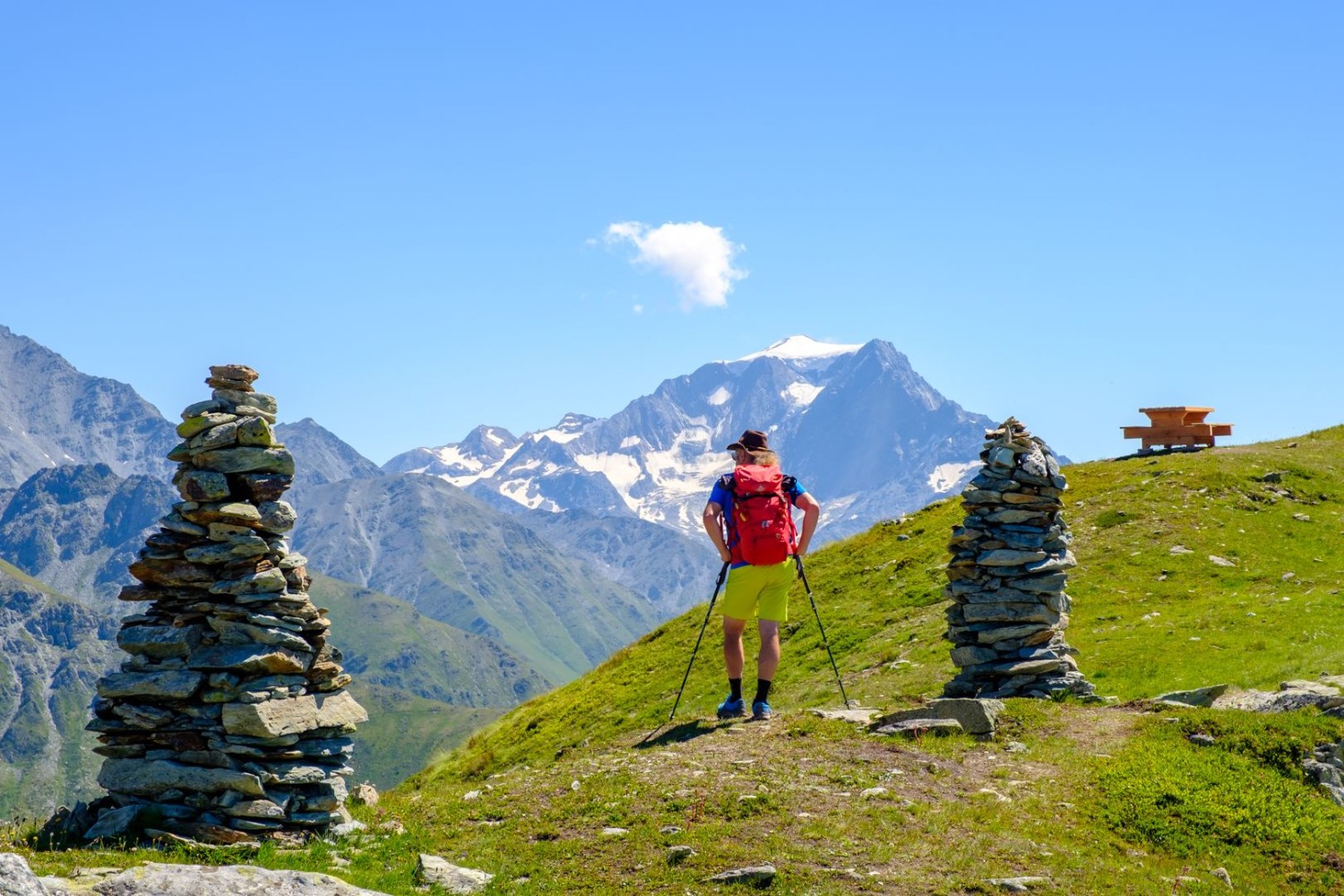 Am Gipfel des Mont Brûlé wartet ein Picknickplatz.
