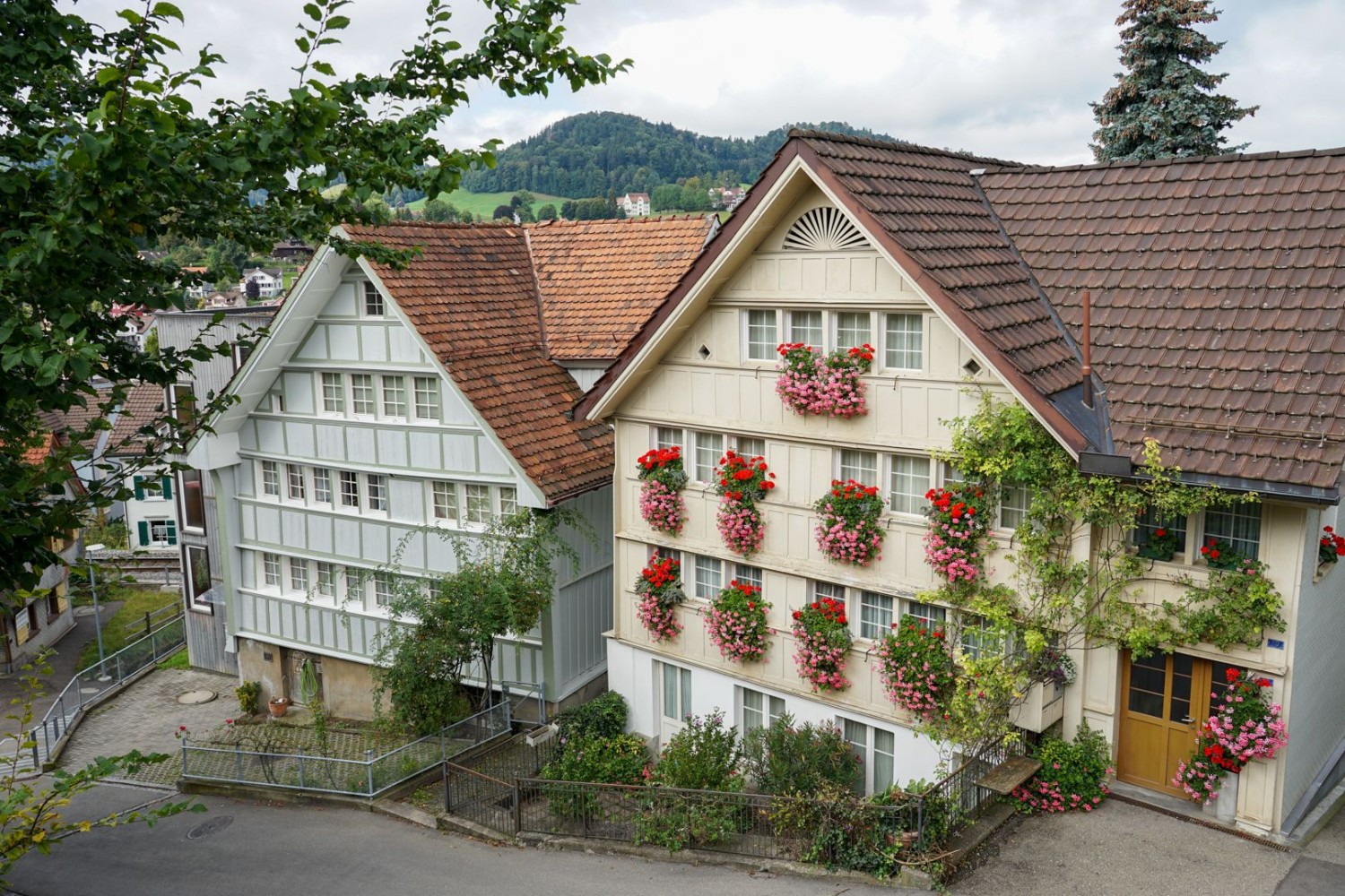 Traditionelle Häuser in Herisau.