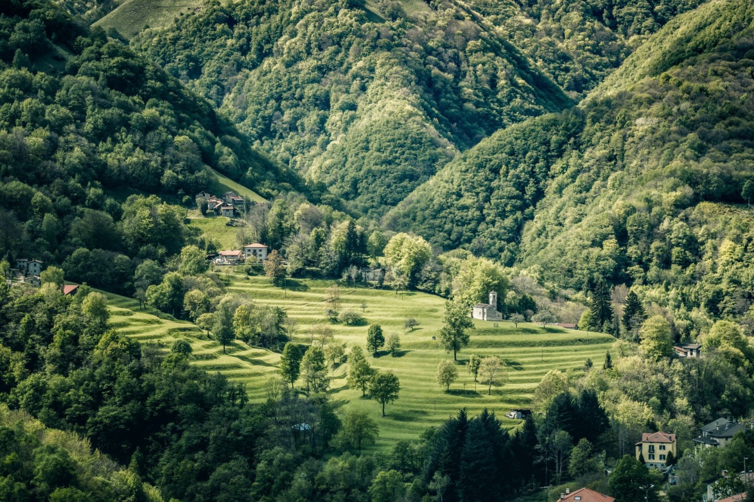 Vista sulla fiabesca Valle di Muggio.