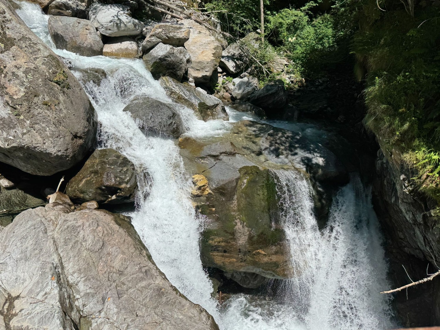 Vista mozzafiato sul torrente Rovana.